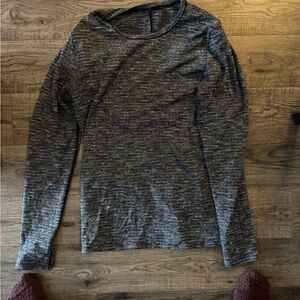 Lululemon Gray Long Sleeve Knit Top